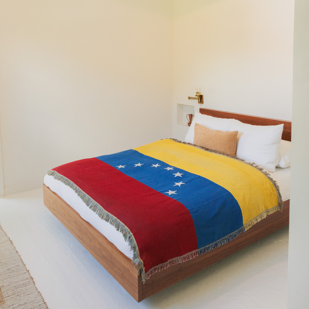 Venezuela Seven Stars Flag Woven Throw Blanket