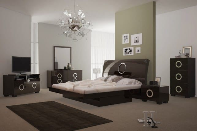 Four-Piece Brown Solid Wood Bedroom Set with Mirror