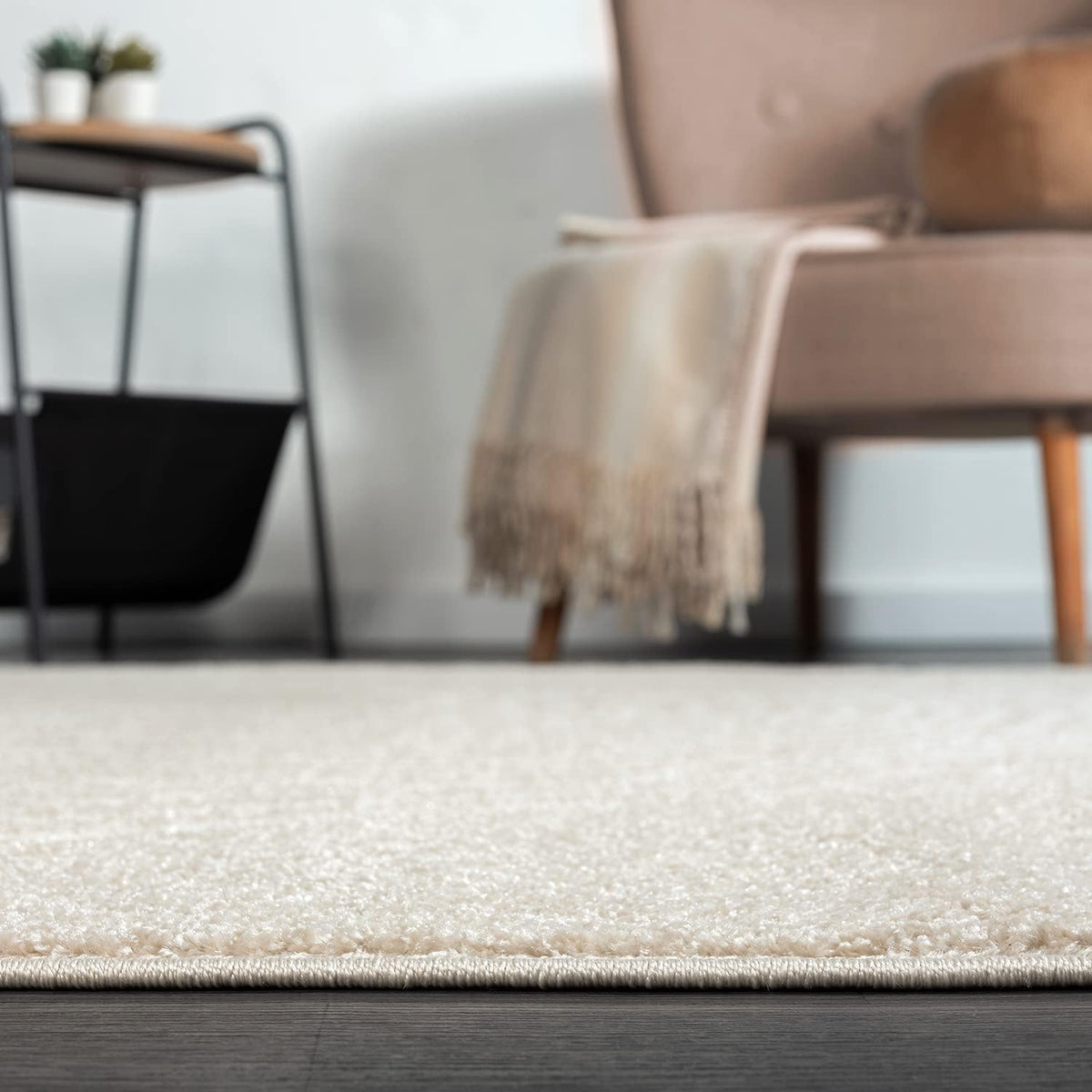 Abani Cream and Black Swirl Area Rug