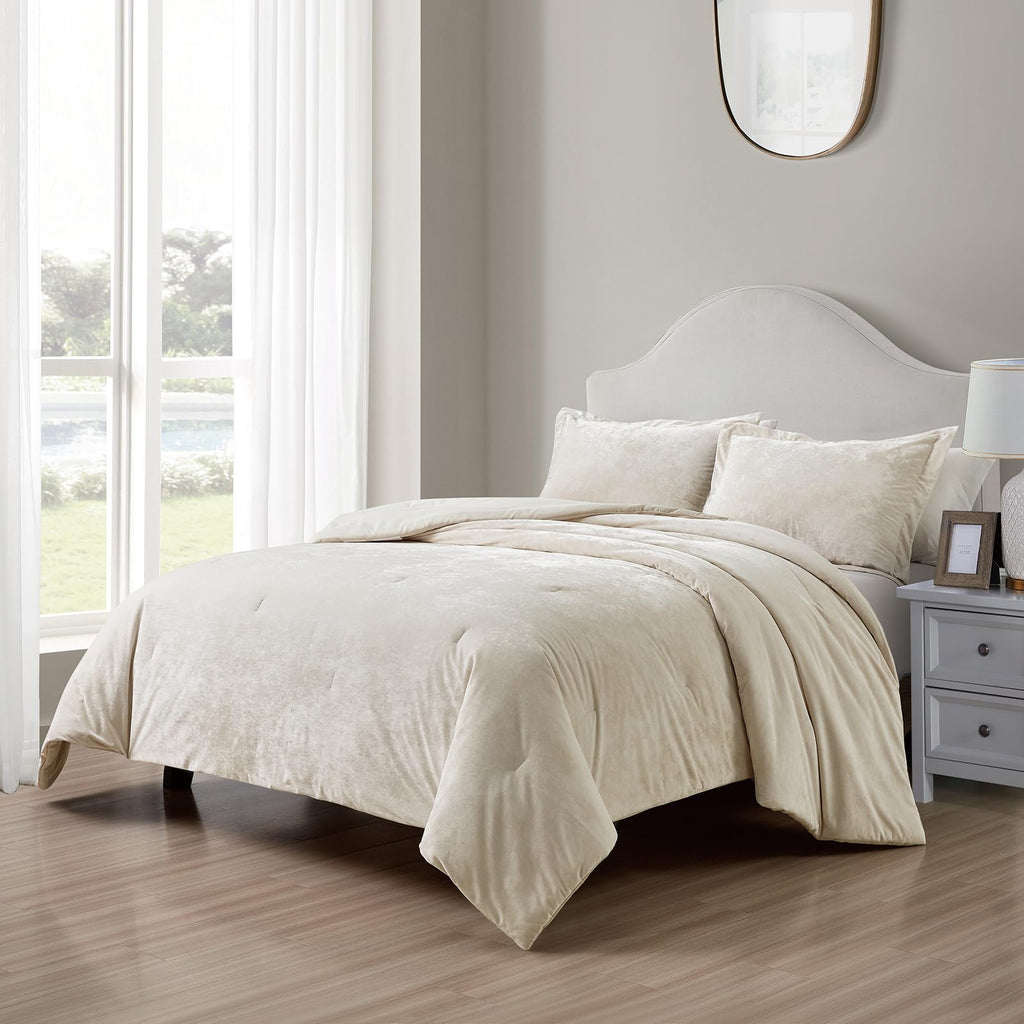 Luxury Velvet Queen Size Comforter Set