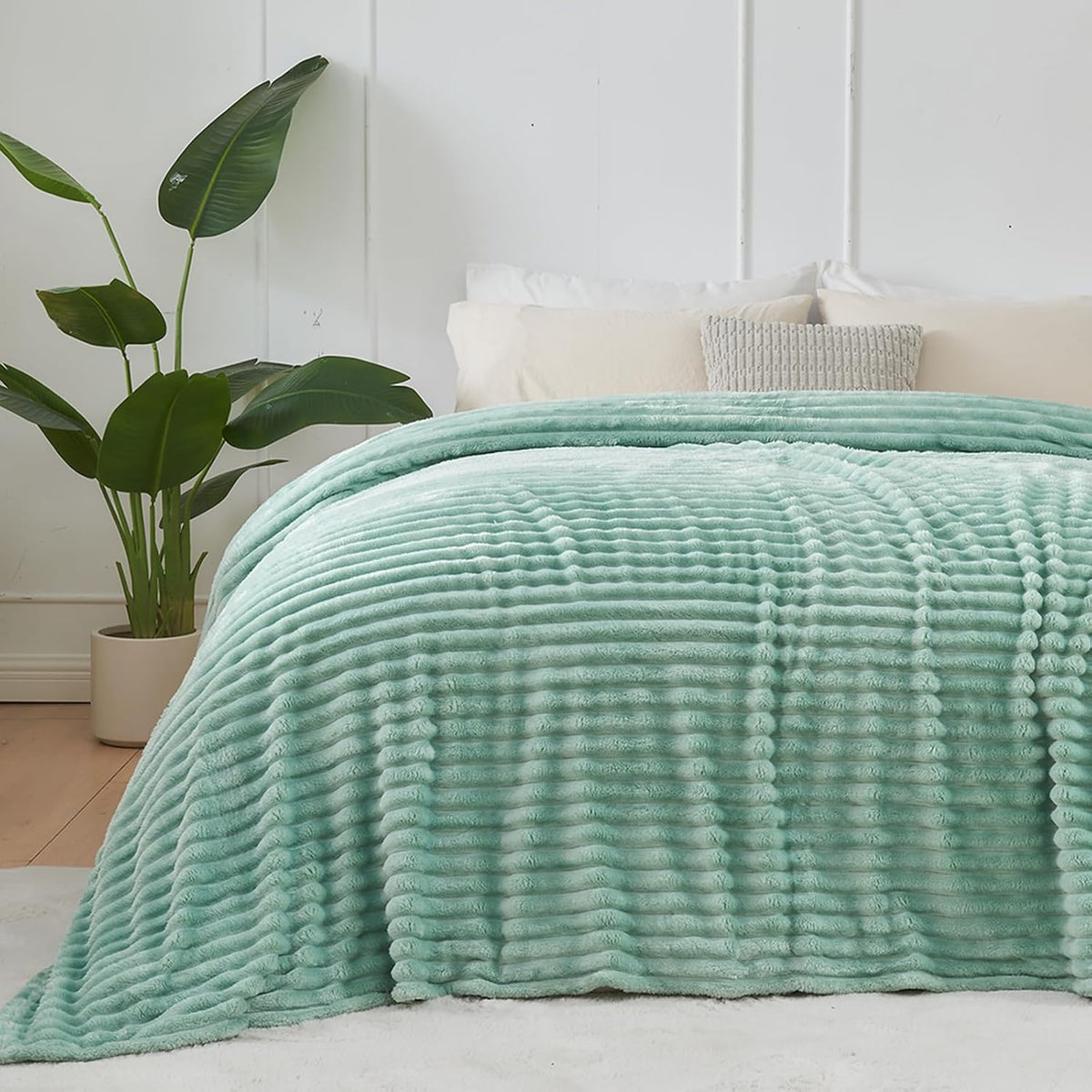 Ribbed Fleece Throw Blanket
