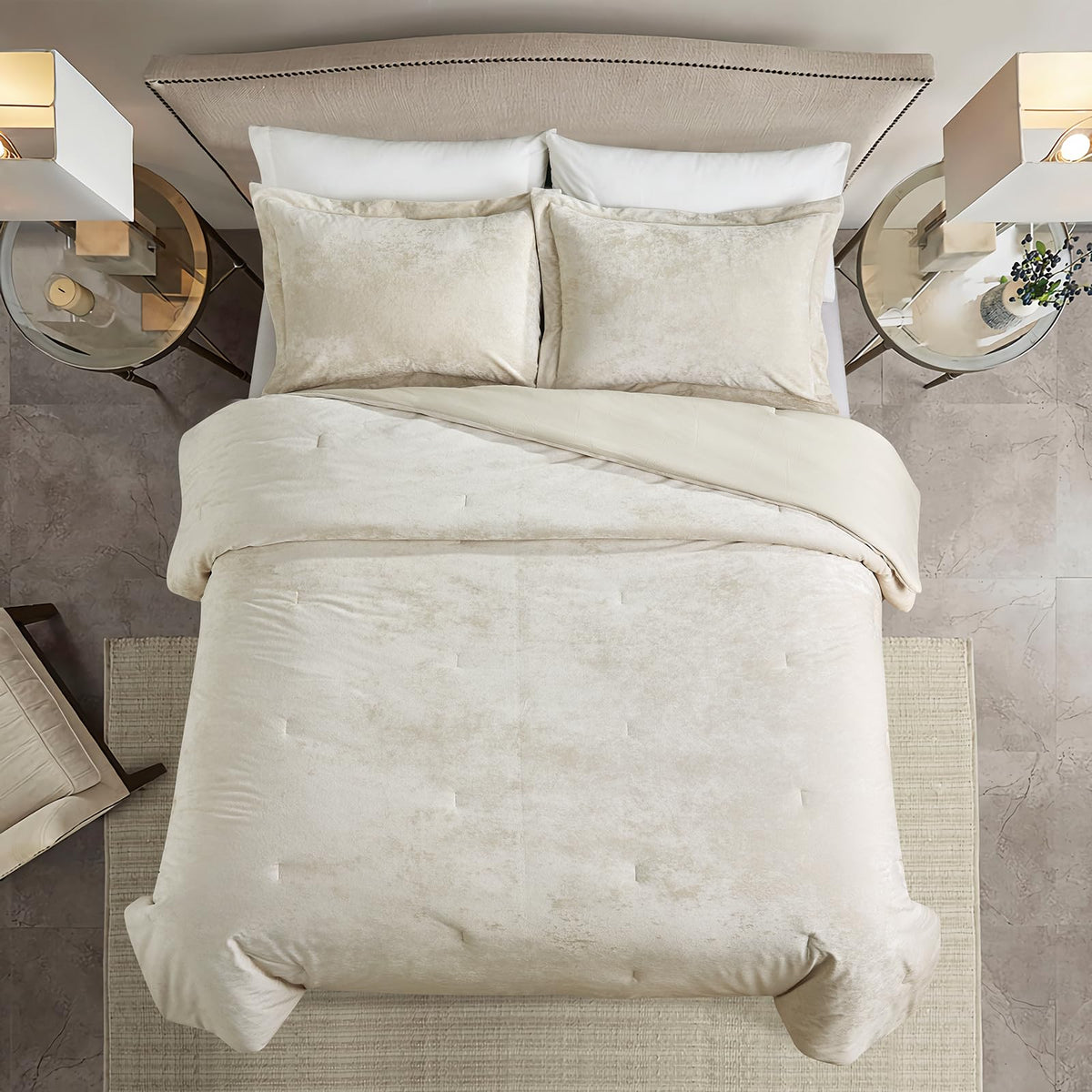 Luxury Velvet Queen Size Comforter Set