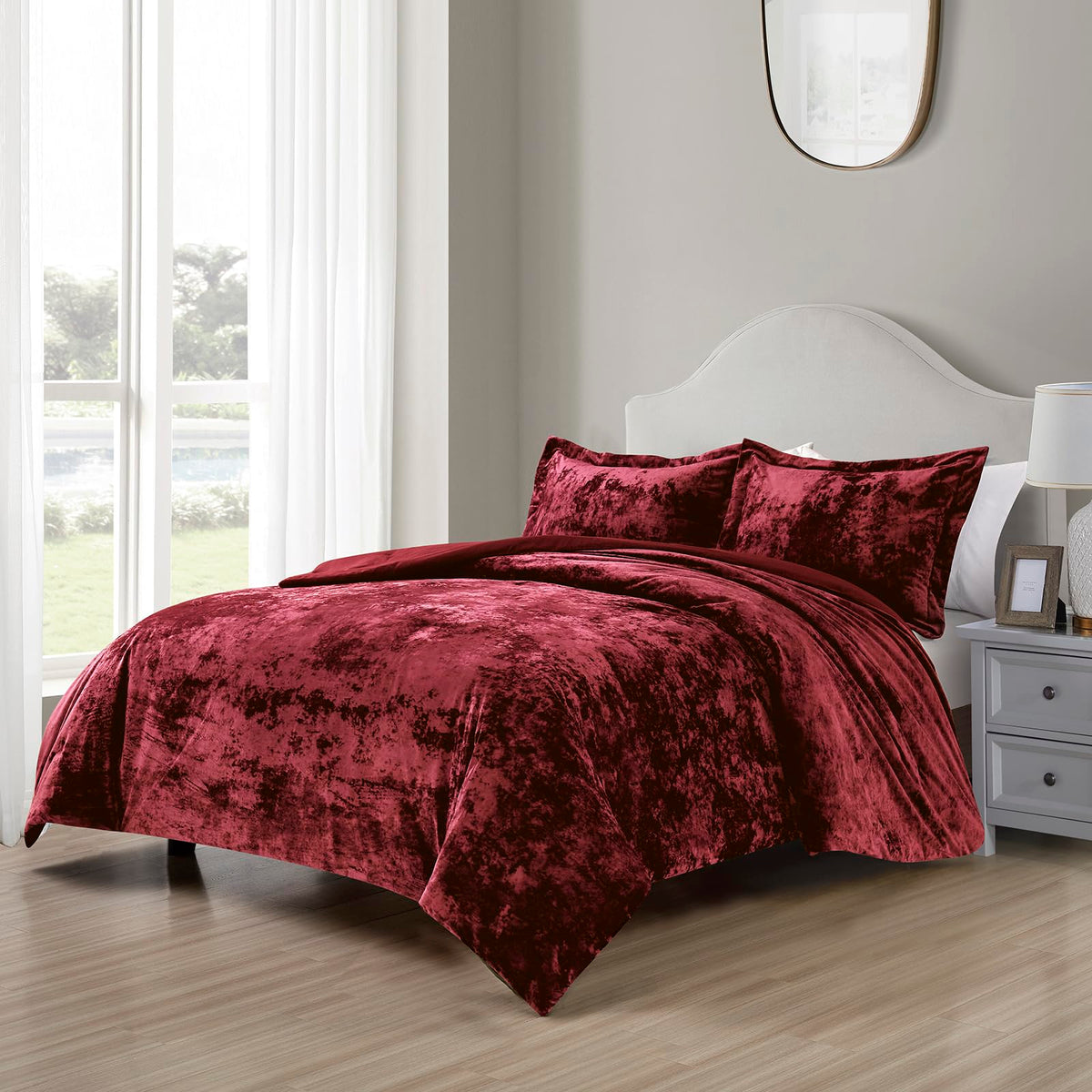Luxury Velvet Queen Size Comforter Set