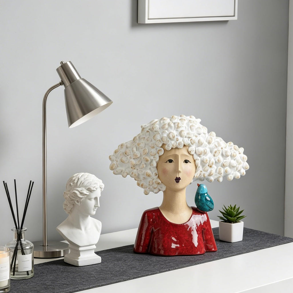 Artistic Frida Kahlo-Inspired Resin Bust Sculpture