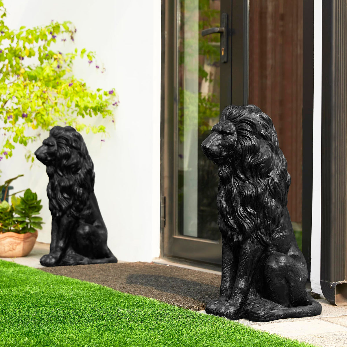 Glitzhome Guardian Sitting Lion Statue Regal Indoor and Outdoor Garden Sculpture