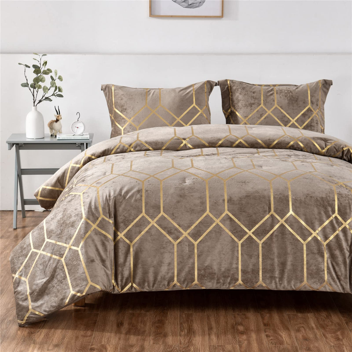 Sunshine Nicole Metallic Print Comforter Set
