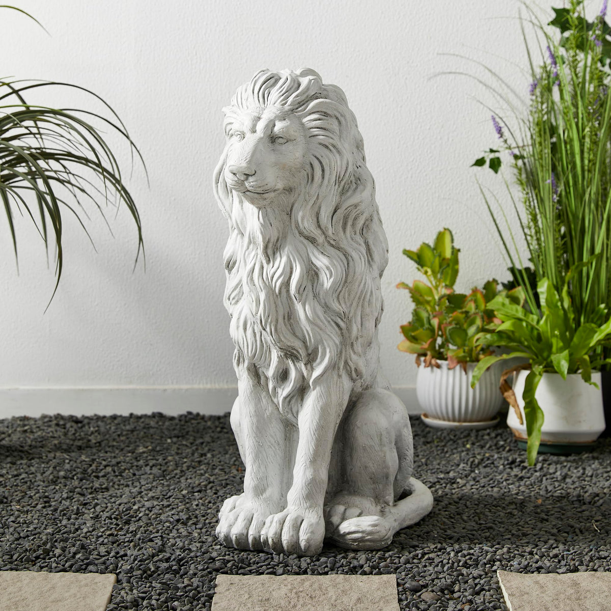Glitzhome Guardian Sitting Lion Statue Regal Indoor and Outdoor Garden Sculpture
