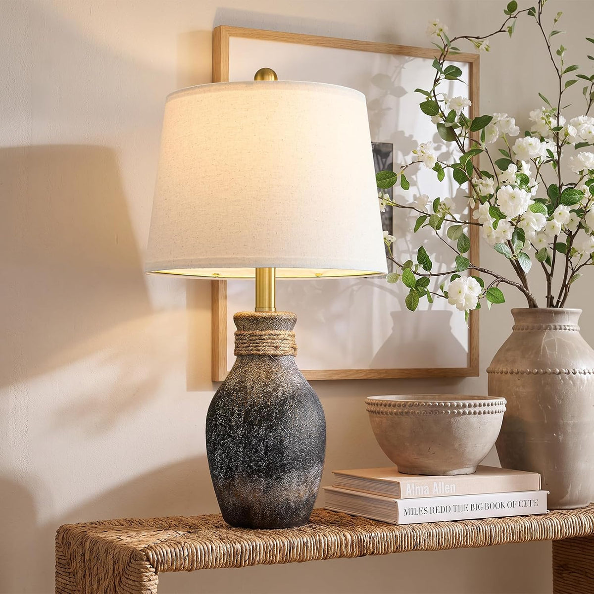 22.5" Vintage Ceramic Farmhouse Table Lamp