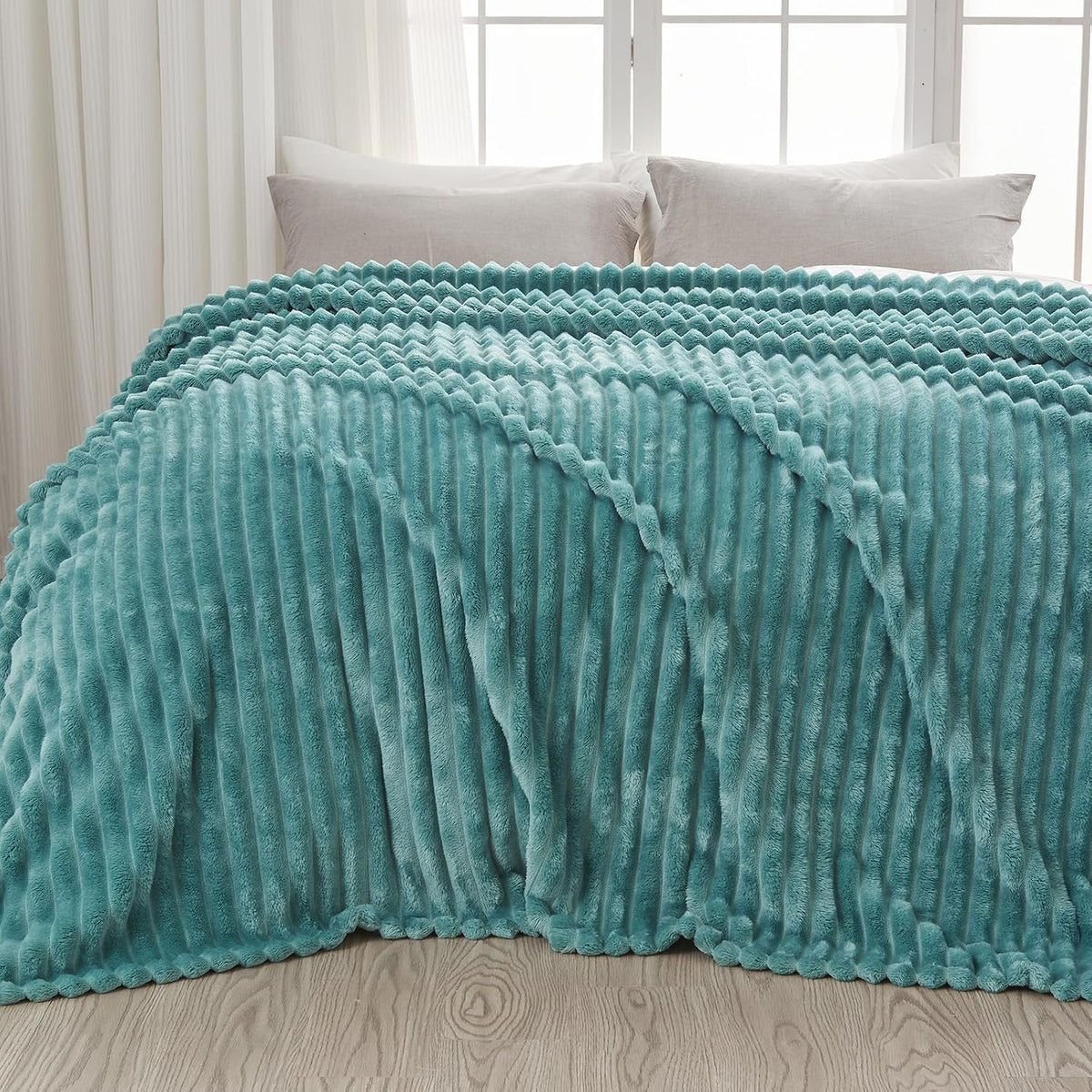 Ribbed Fleece Throw Blanket