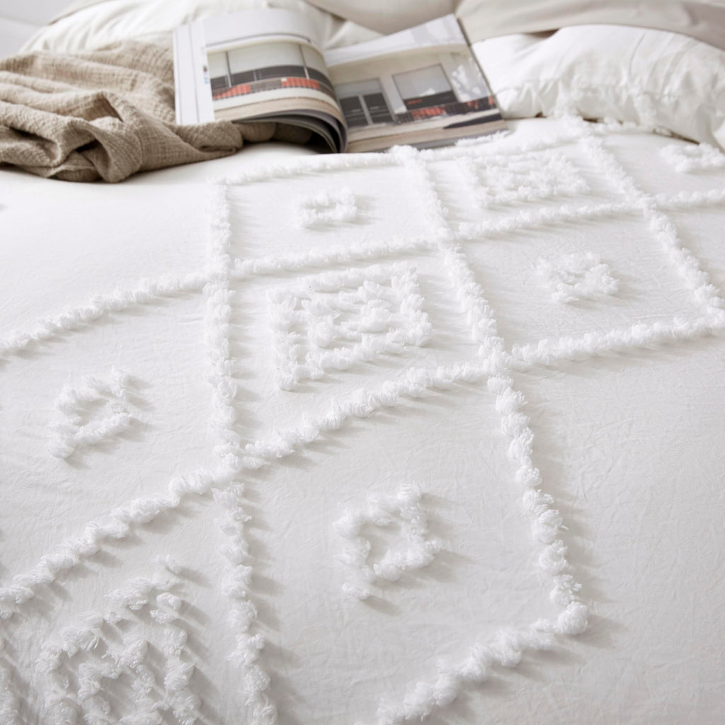 Oli Anderson Tufted Boho Queen Duvet Cover Set, Pumpkin Brown, 3 Pieces