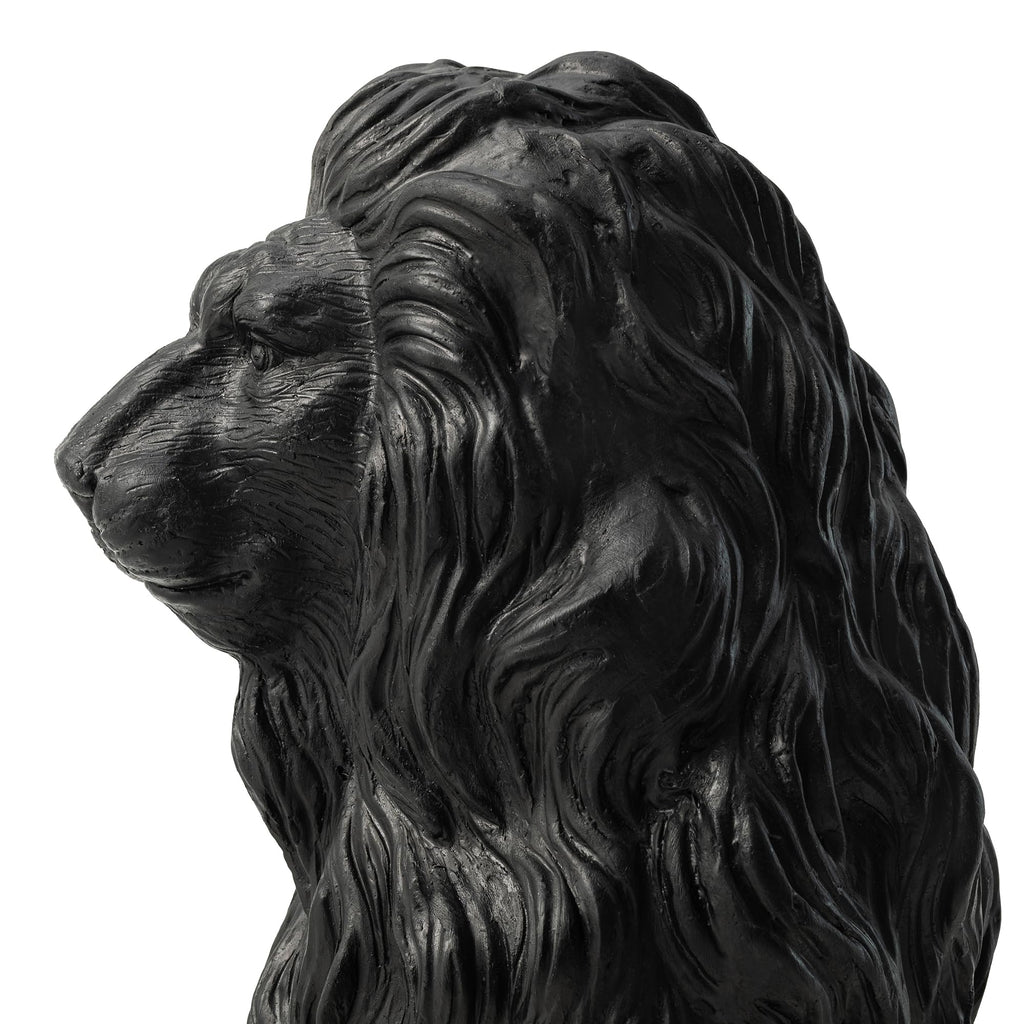 Glitzhome Guardian Sitting Lion Statue Regal Indoor and Outdoor Garden Sculpture