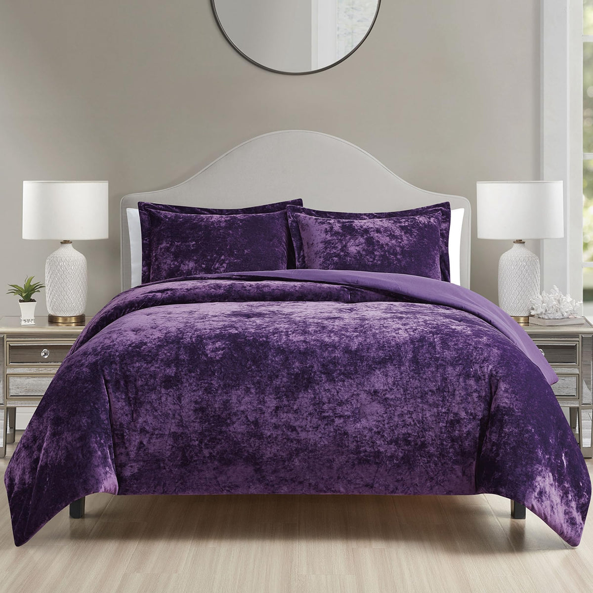 Luxury Velvet Queen Size Comforter Set