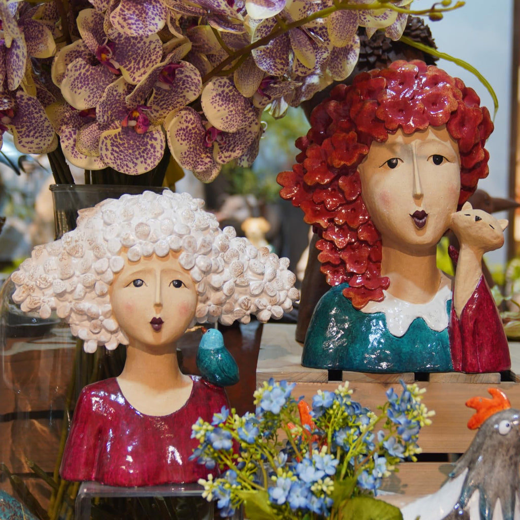 Artistic Frida Kahlo-Inspired Resin Bust Sculpture