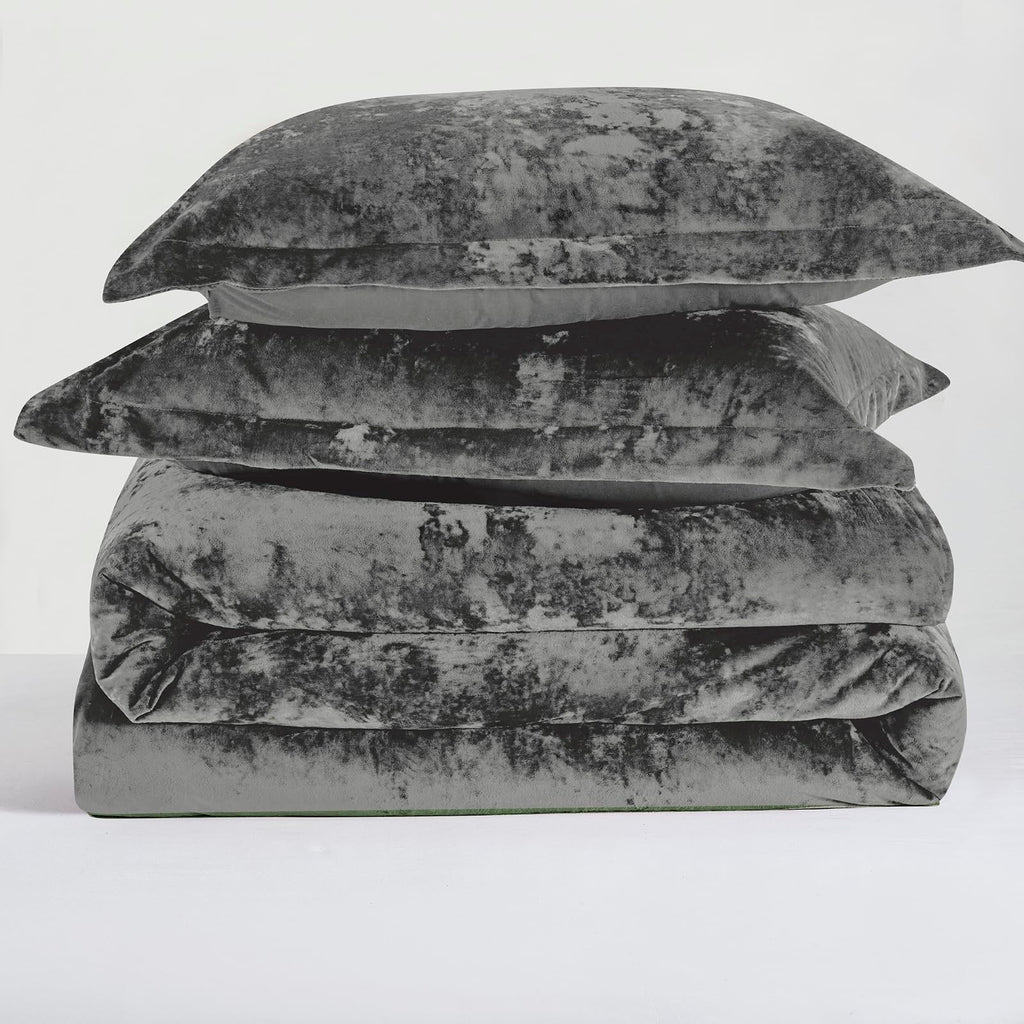 Luxury Velvet Queen Size Comforter Set