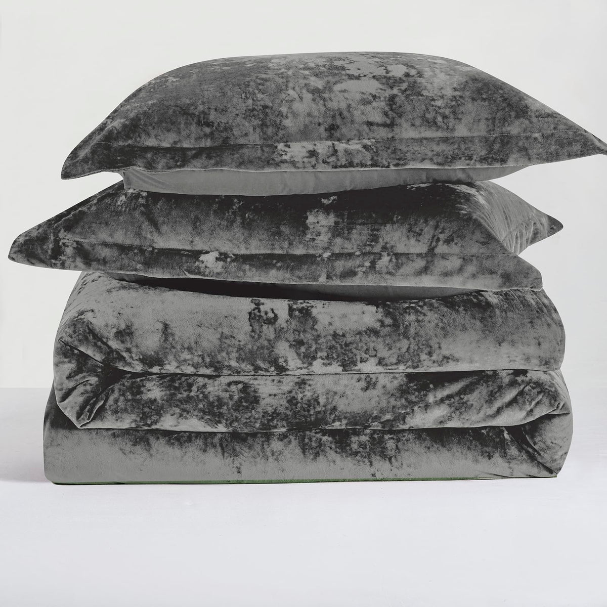 Luxury Velvet Queen Size Comforter Set
