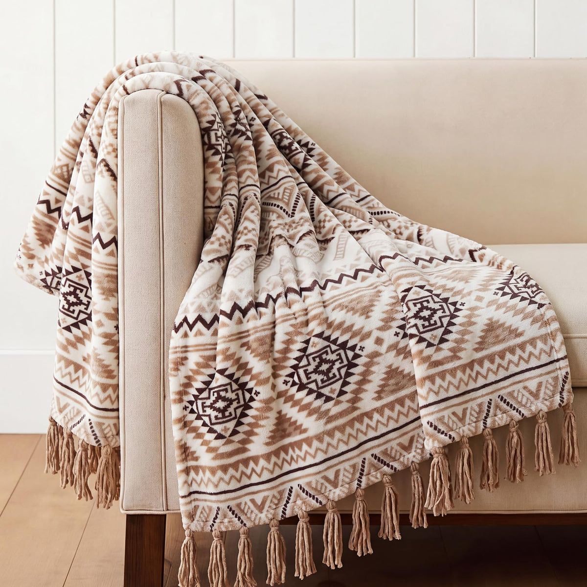 Boho Tassel Flannel Throw Blanket