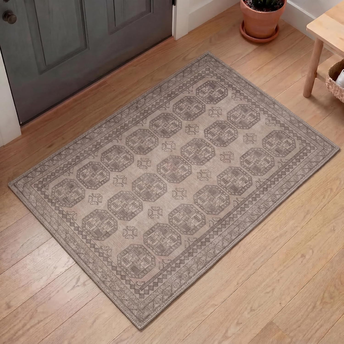 Kuden 5x7 Area Rug