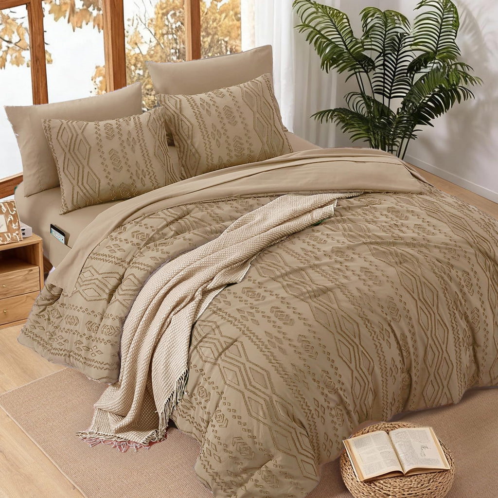 King Size Comforter Set- 7 Pieces Tufted Bed in a Bag King Bedding Sets