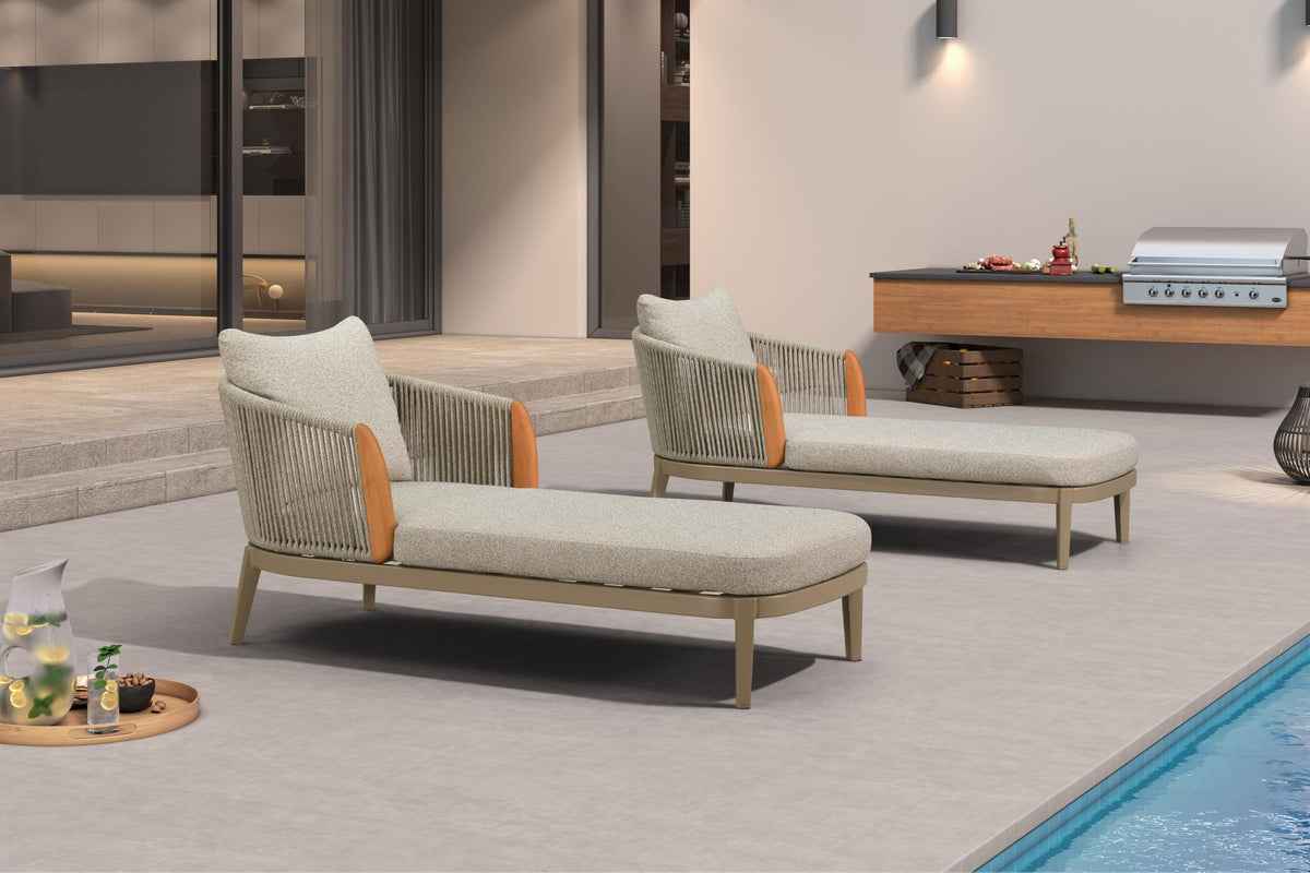 PURPLE LEAF Pool Lounge Chairs Set of 2 Plush Olefin Cushion Chaise Lounge