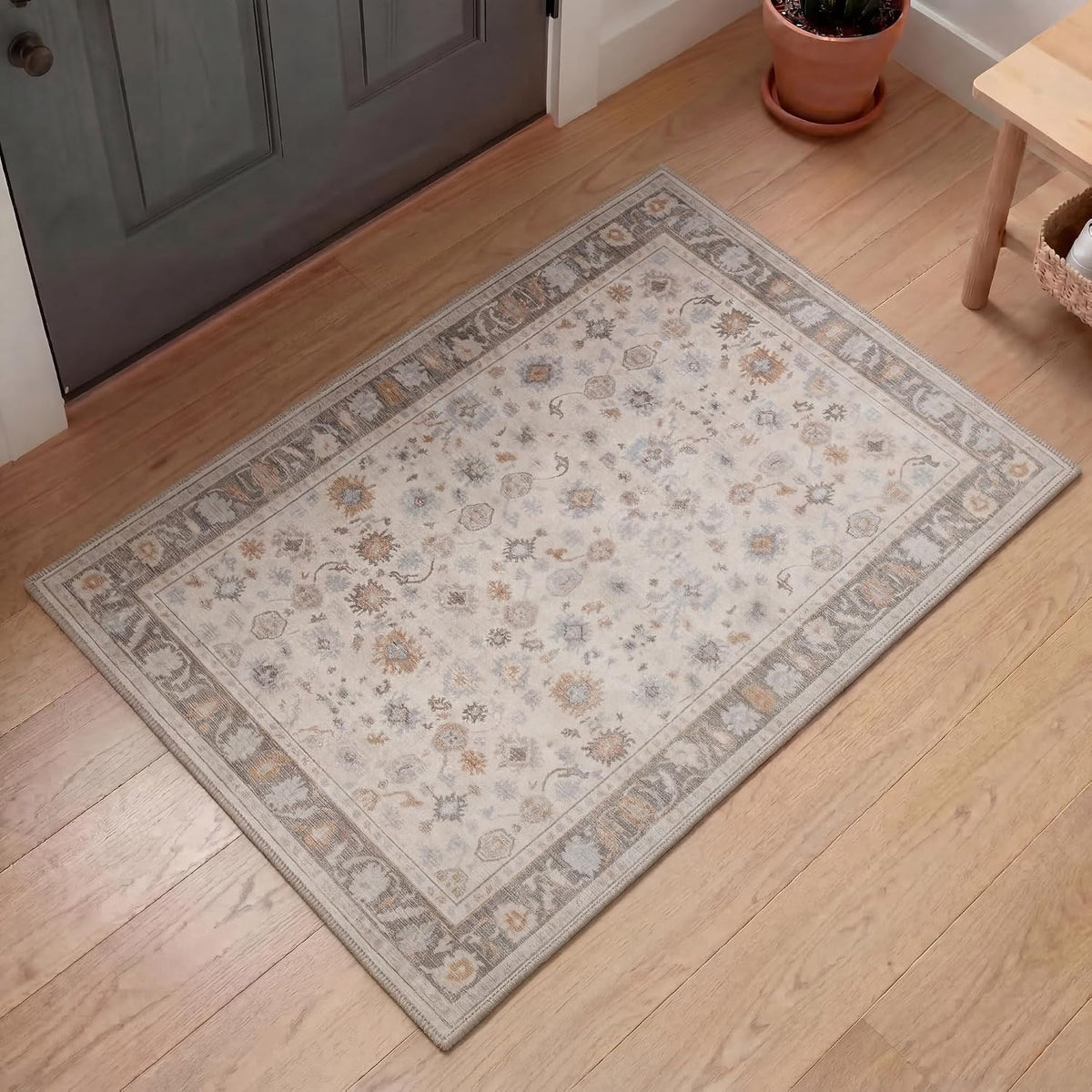 Kuden 5x7 Area Rug
