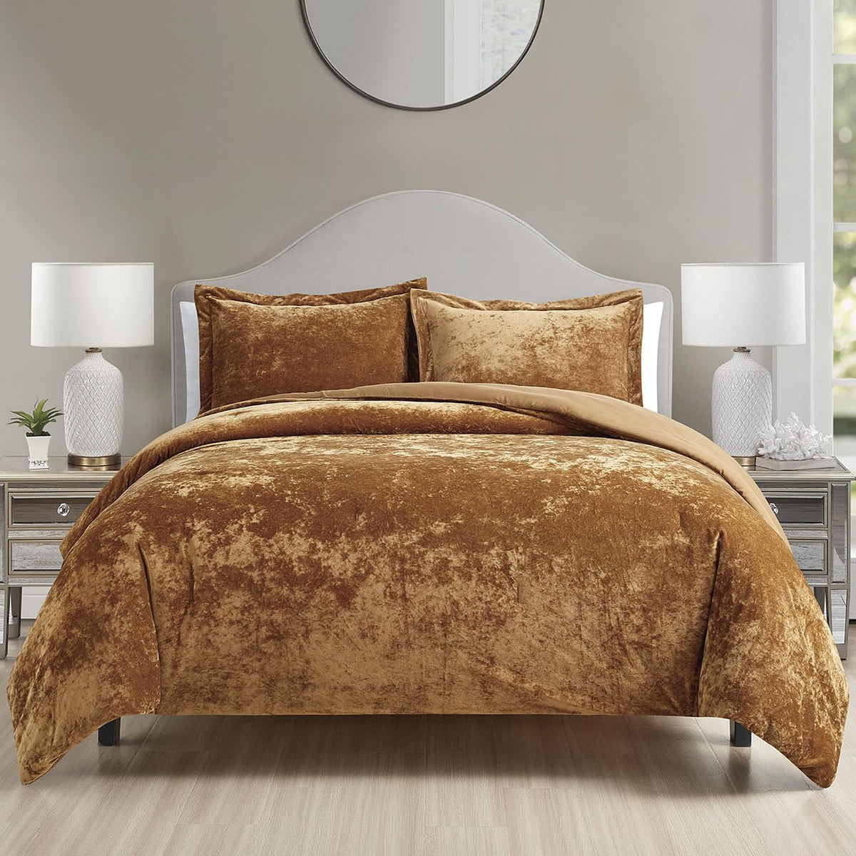 Luxury Velvet Queen Size Comforter Set