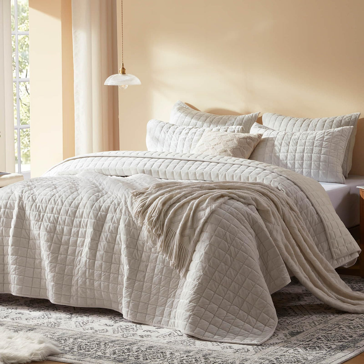 LEAONME Velvet Quilt King Size-98''x106''