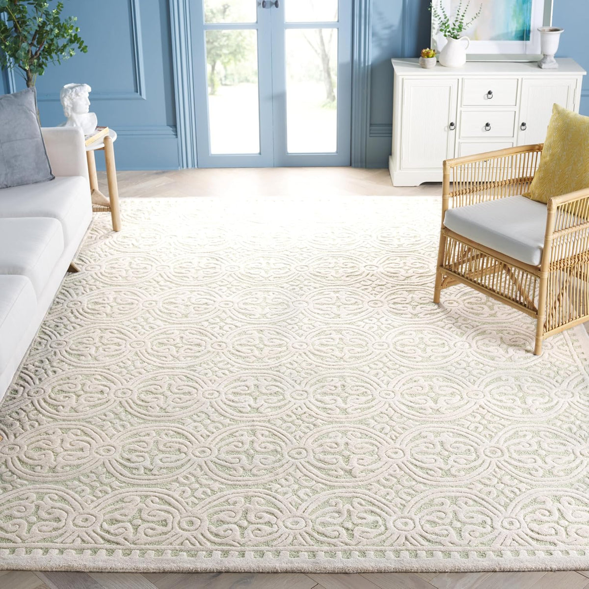 SAFAVIEH Cambridge Wool Area Rug 8'x10', Navy Blue & Ivory CAM123G