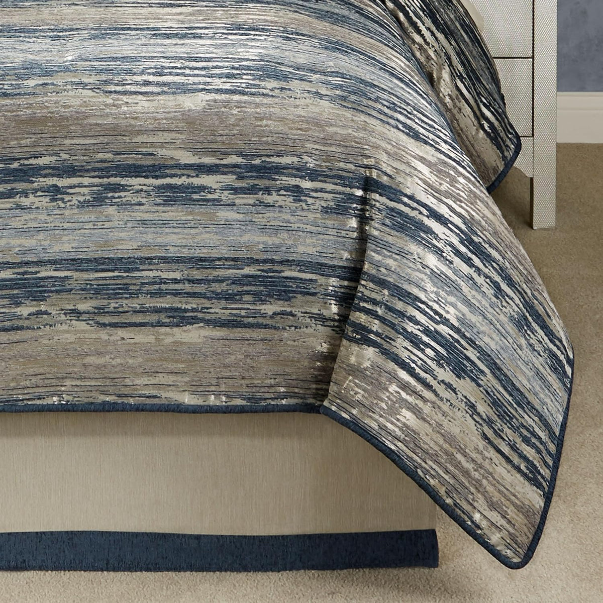 Spellbound Modern Luxury Comforter Bedding, Queen, 4 Pc Set