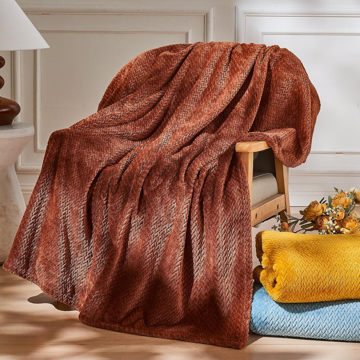 Leaf-Pattern Fleece Throw Blanket