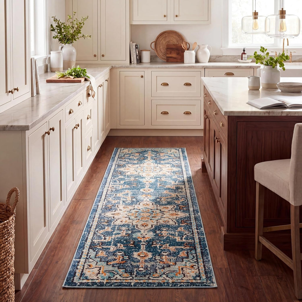 SAFAVIEH Madison Area Rug 8'x10', Traditional Ivory & Light Blue MAD473D