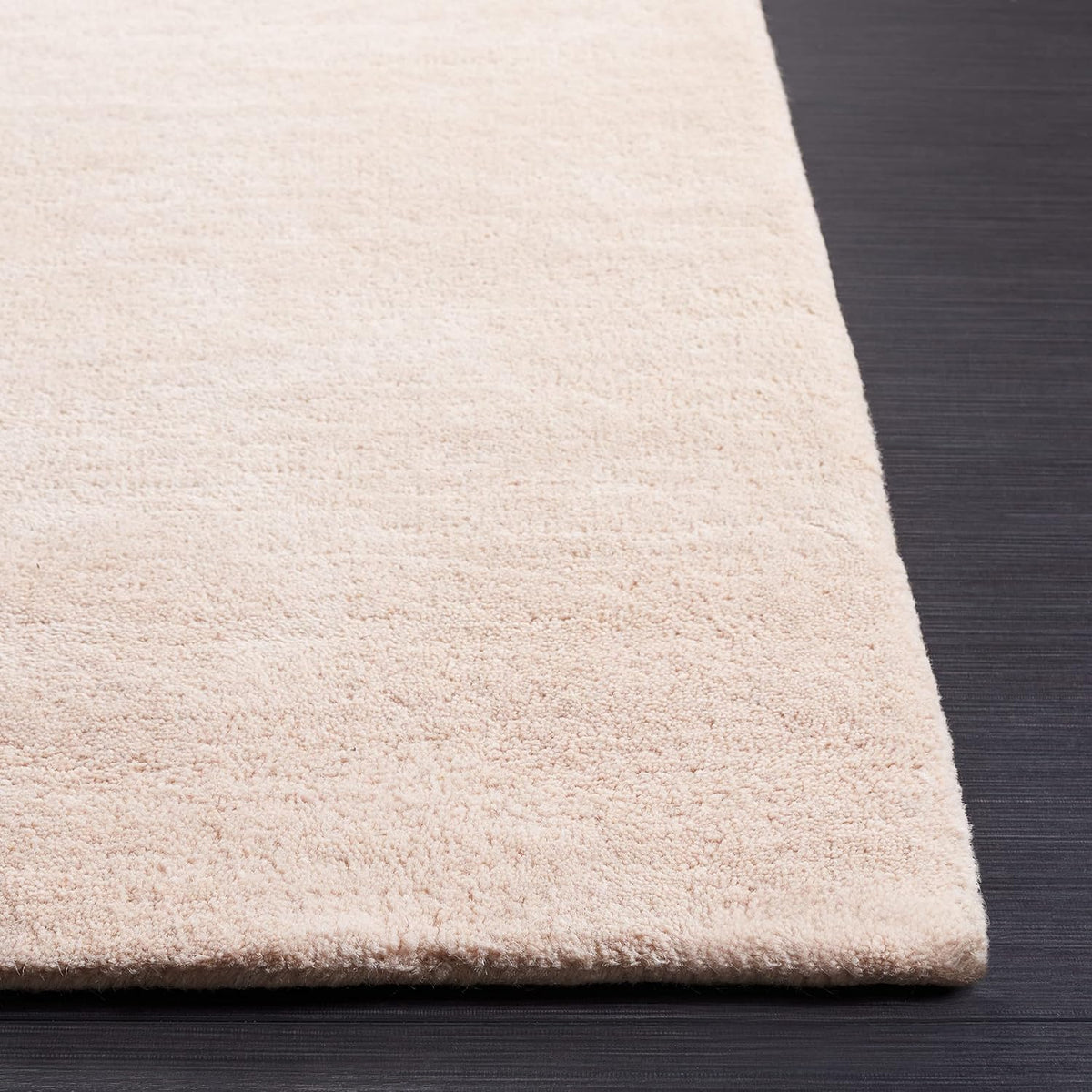 SAFAVIEH Cambridge Wool Area Rug 8'x10', Navy Blue & Ivory CAM123G