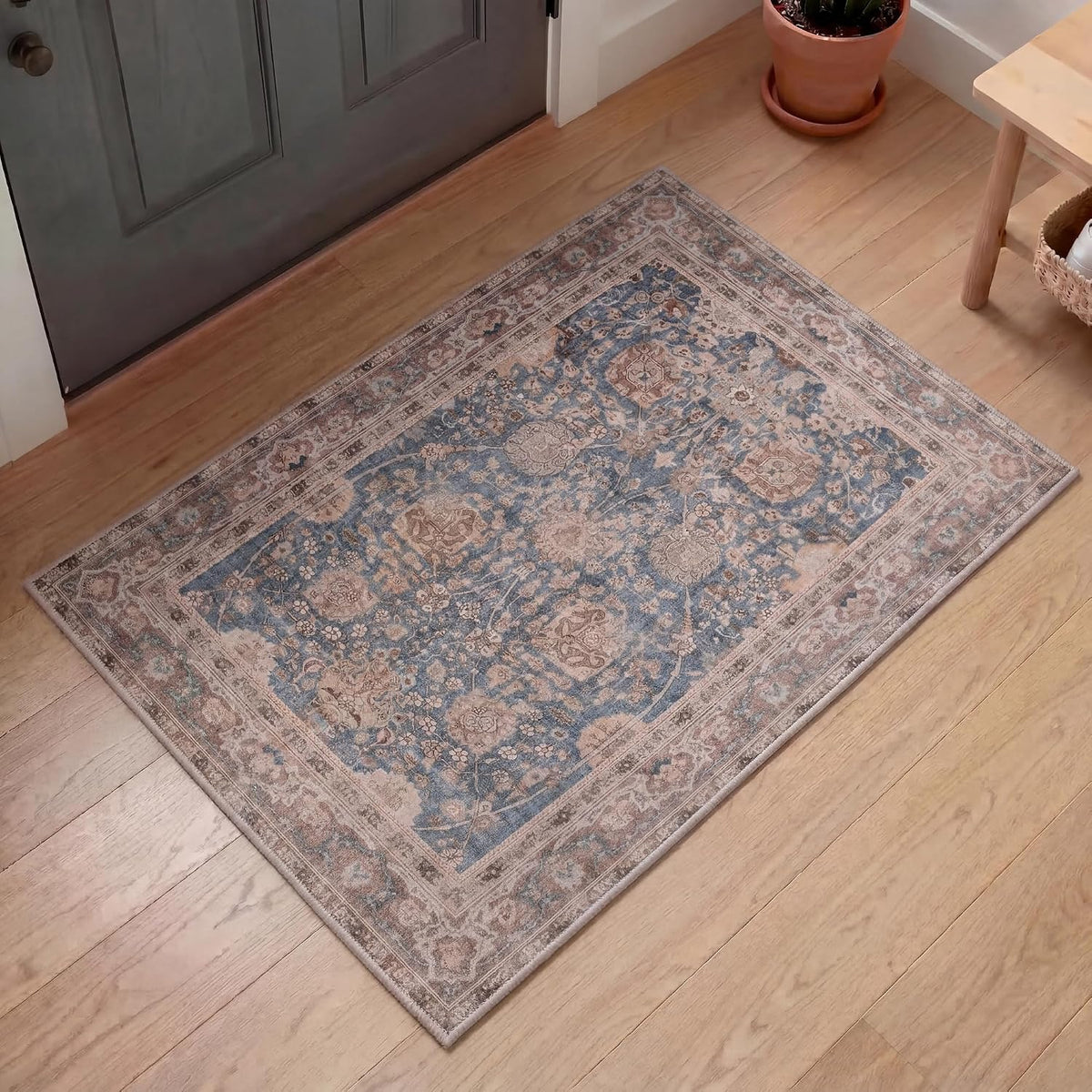 Kuden 5x7 Area Rug