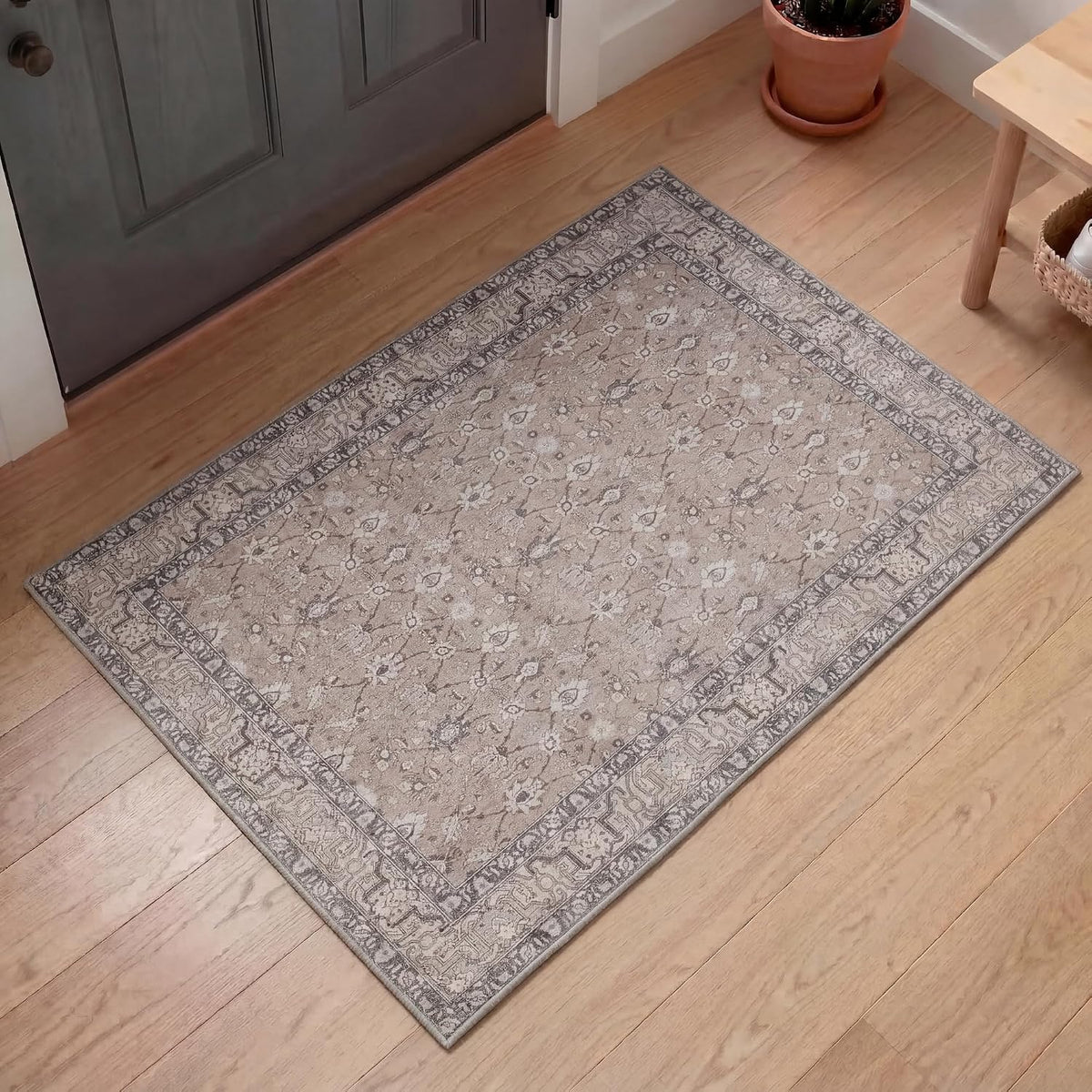 Kuden 5x7 Area Rug