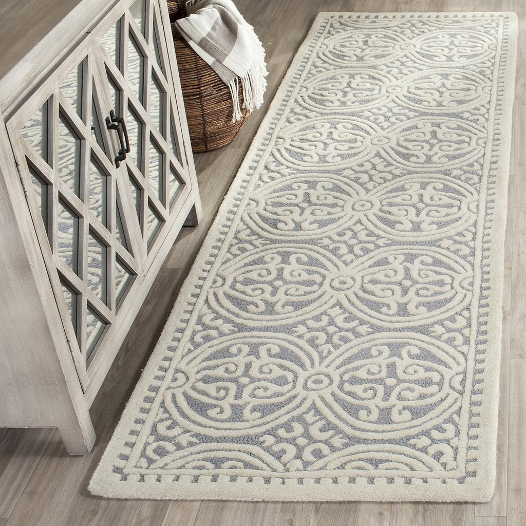 SAFAVIEH Cambridge Wool Area Rug 8'x10', Navy Blue & Ivory CAM123G