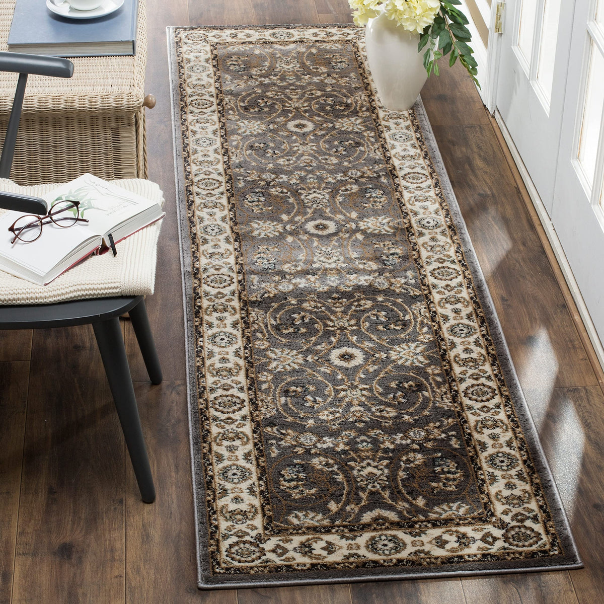 SAFAVIEH Lyndhurst Collection Area Rug - 9' x 12'