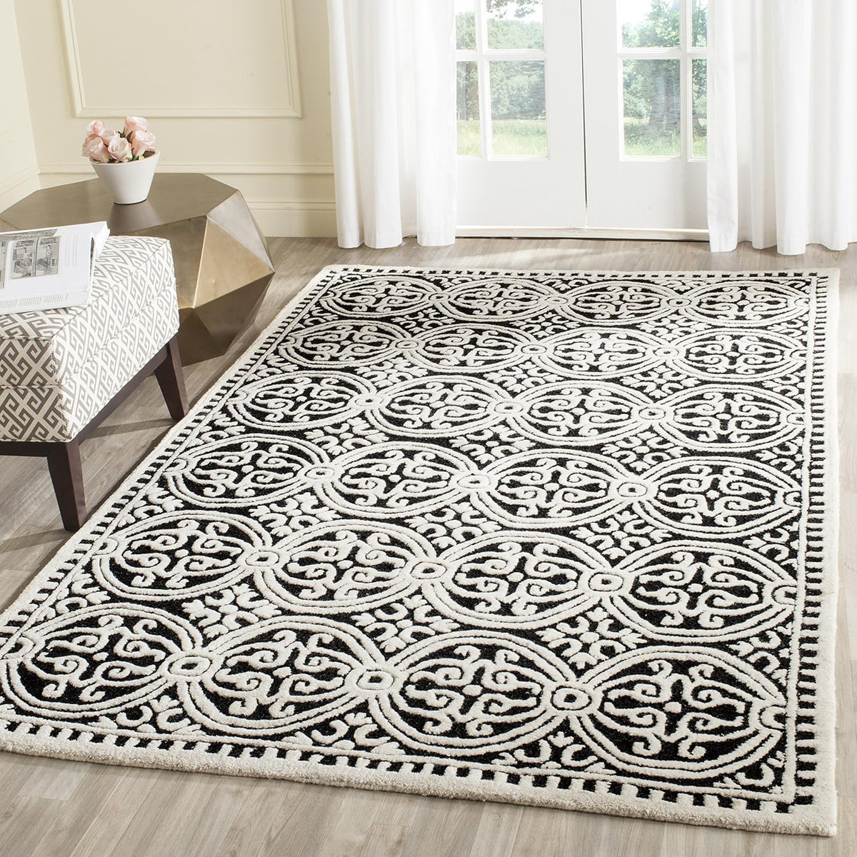 SAFAVIEH Cambridge Wool Area Rug 8'x10', Navy Blue & Ivory CAM123G