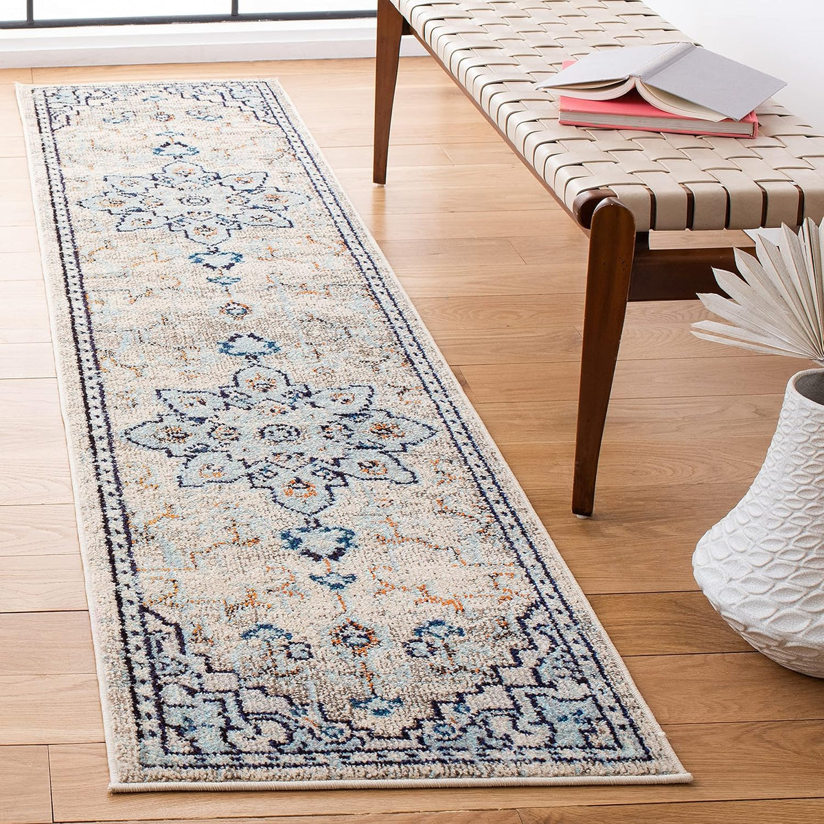 SAFAVIEH Madison Area Rug 8'x10', Traditional Ivory & Light Blue MAD473D