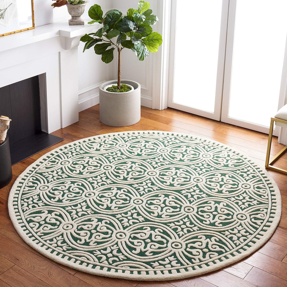 SAFAVIEH Cambridge Wool Area Rug 8'x10', Navy Blue & Ivory CAM123G